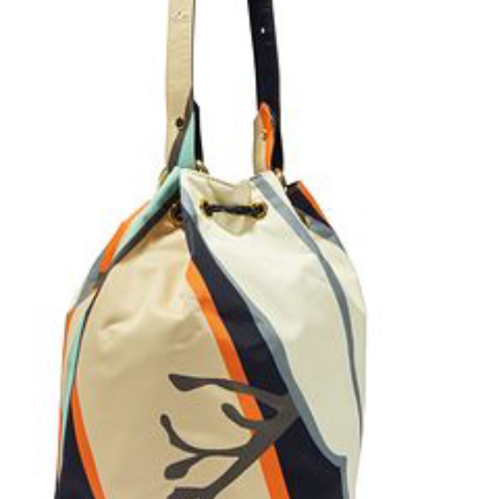 New Diane Von Furstenberg bag DVF Stassi reversible printed shell bucket bag